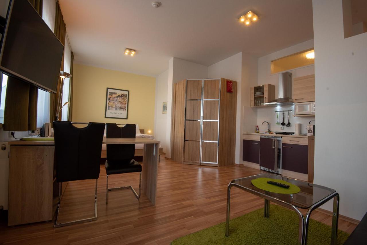 City Appartements Weiz Exterior photo